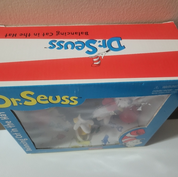Dr Seuss balancing the Cat in the Hat New - Picture 3 of 4